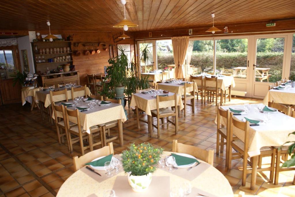 La Cabanne Hotel Murat-le-Quaire Exterior photo